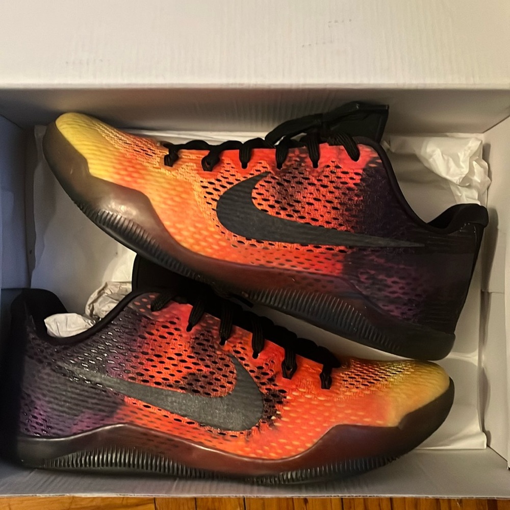 Kobe’s Xl size 10